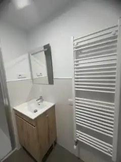 Bany de Apartament de lloguer en León Capital  amb Calefacció, Parquet i Terrassa