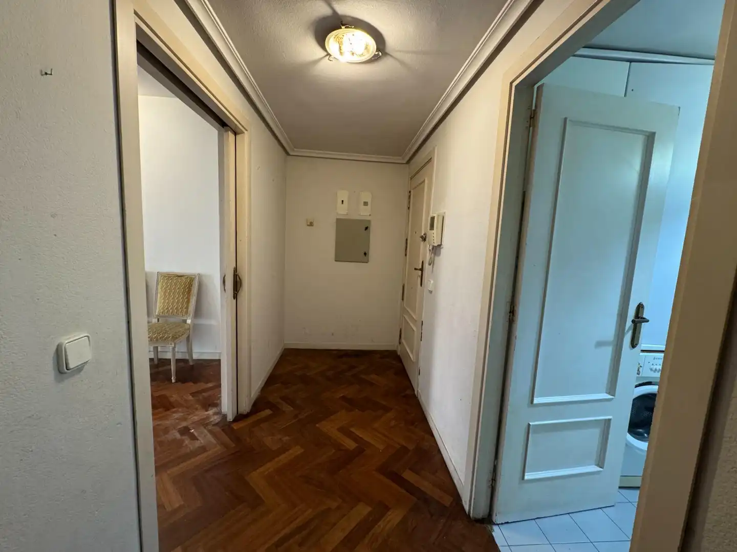 Flat for sale in Madrid  with Air Conditioner, Private garden and Parquet flooring