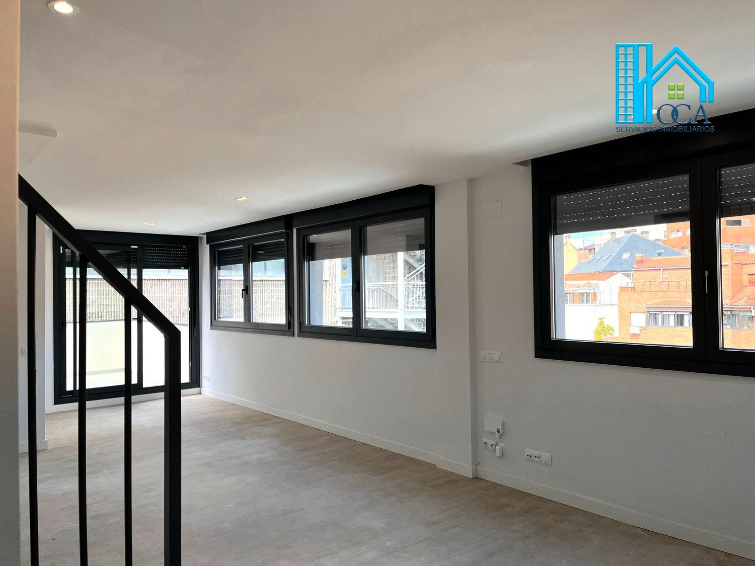 Attic for sale in  Madrid Capital  with Air Conditioner, Private garden and Terrace