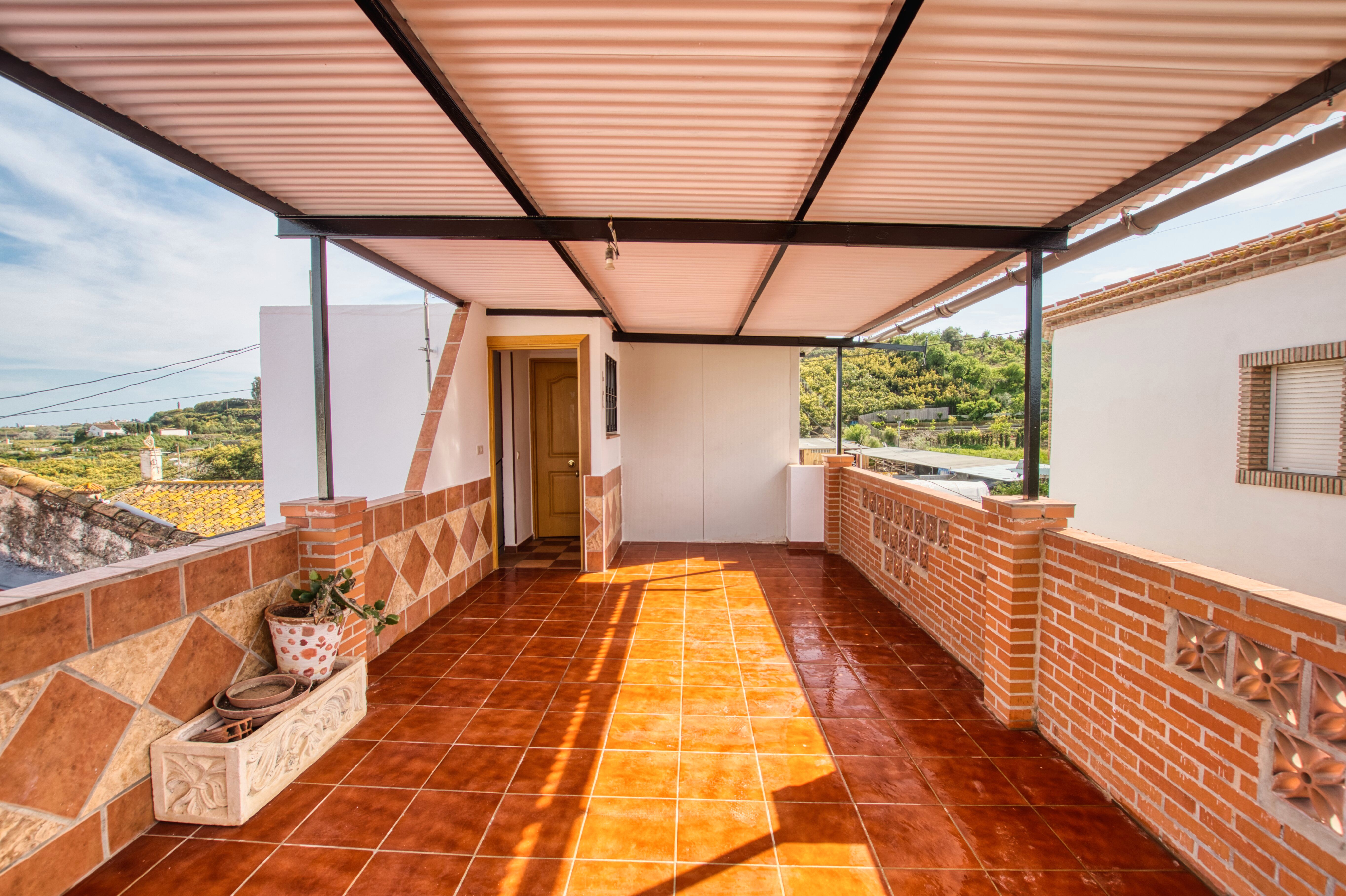 Terrace of Single-family semi-detached for sale in Vélez-Málaga  with Alarm