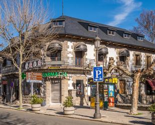 Vista exterior de Casa o xalet en venda en Guadarrama amb Calefacció, Balcó i Alarma