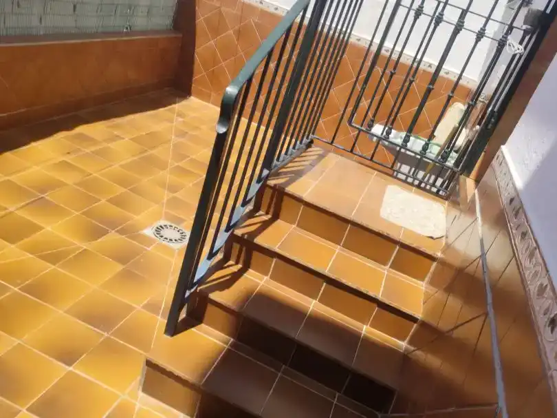 Terrassa de Casa adosada en venda en Ronda amb Traster i Moblat