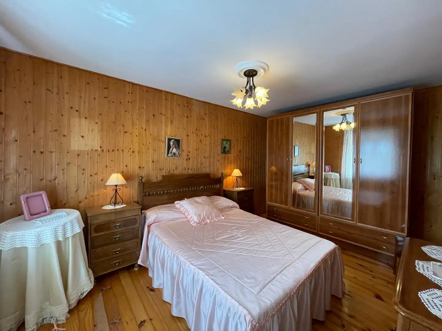 Habitación de Finca rústica en venta en Melgar de Abajo con Calefacción, Trastero y Amueblado