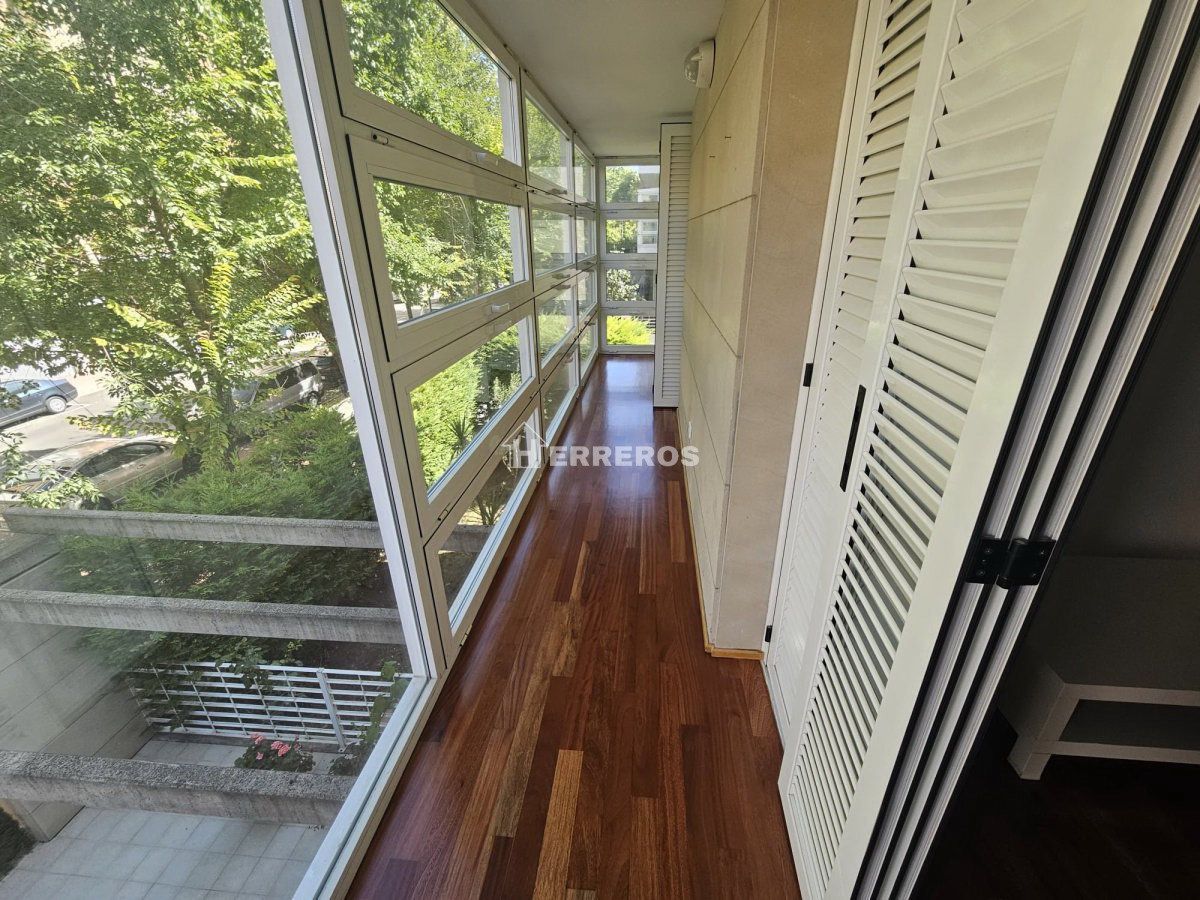 Piso en venta en  Logroño con Calefacción, Parquet y Terraza