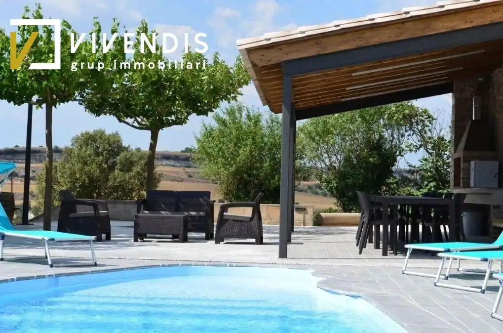 Terrace of Houses for sale in Les Oluges  with Heating, Private garden and Storage room
