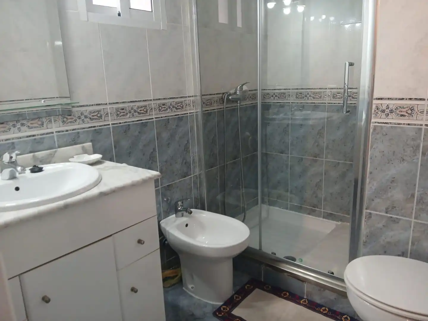 Badezimmer von Wohnung zur Miete in Cáceres mit Heizung, Terrasse und Möbliert