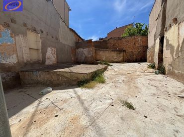 Terreni e lotti in vendita a Calle del Miliciano Sáez 1