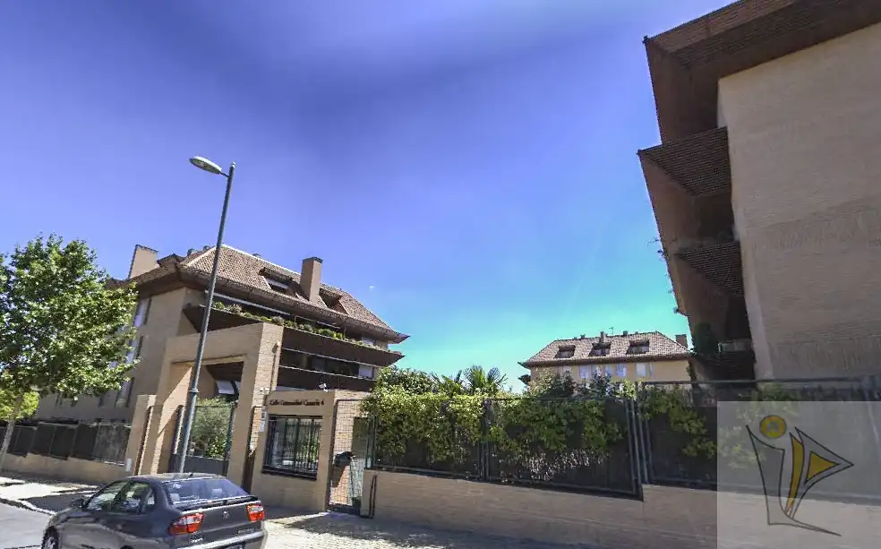 Außenansicht von Garage zum Verkauf in Boadilla del Monte