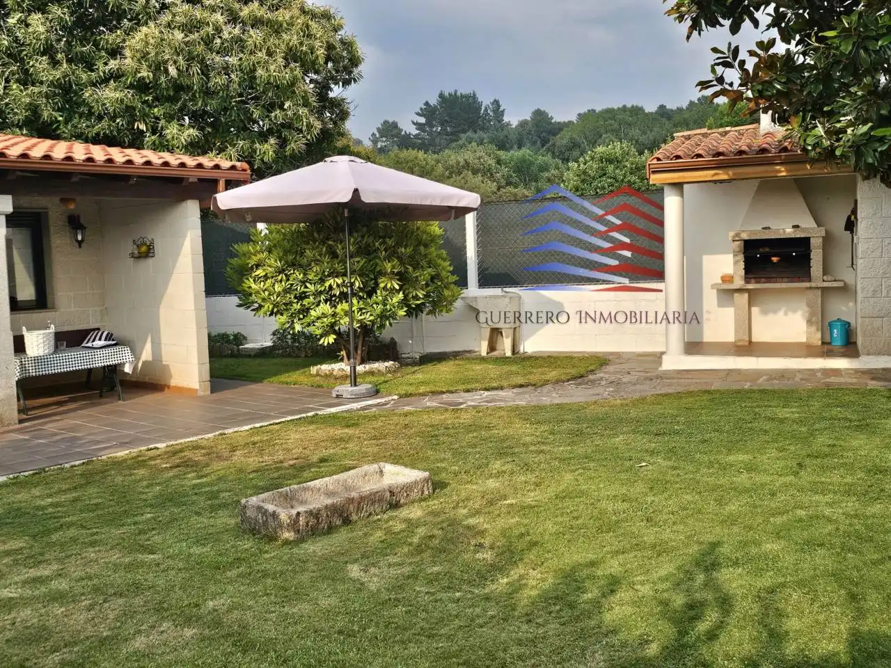 Casa amb jardí en venda a Calle Outeiro, imagen 2