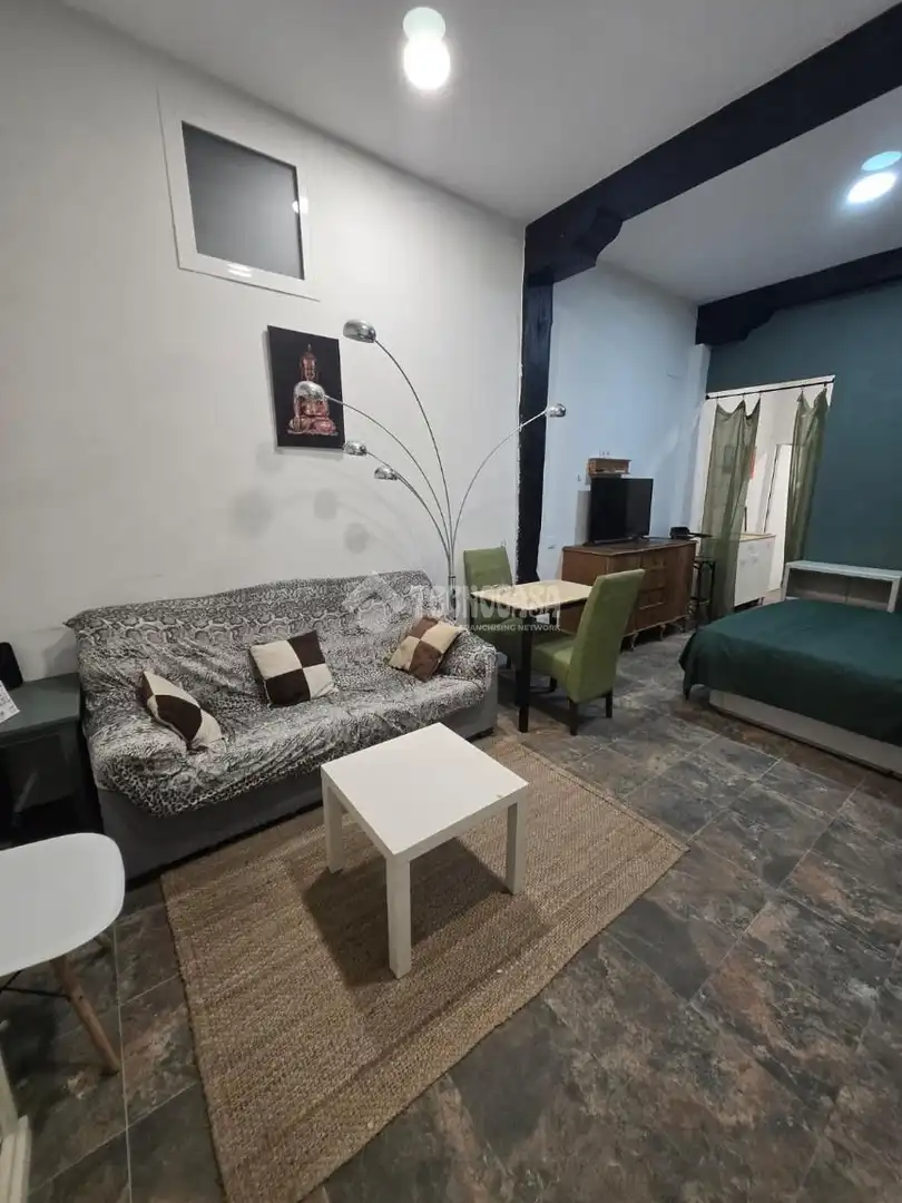 Estudio en venta en C. Gobernador, Centro