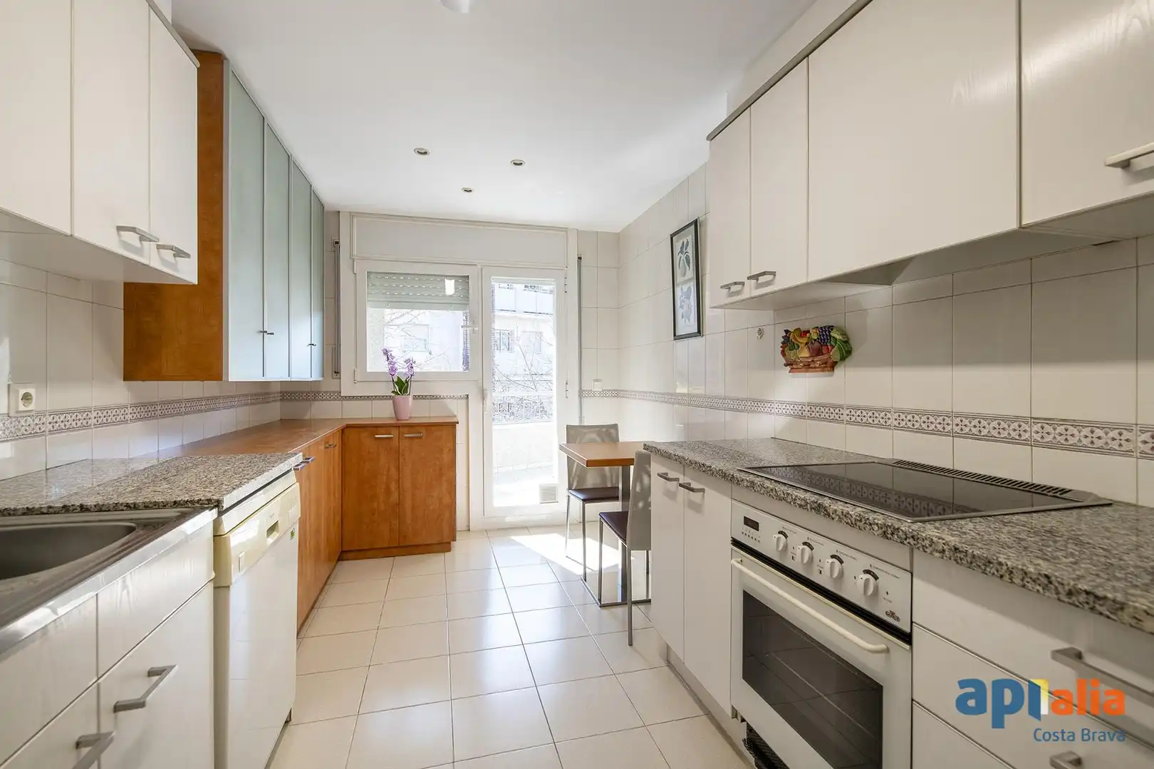 Kitchen of Apartments for sale in Girona  with Heating and Terrace
