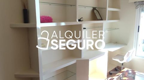 Foto 4 de Piso de alquiler en Isla de Arosa, Peñagrande, Madrid Capital