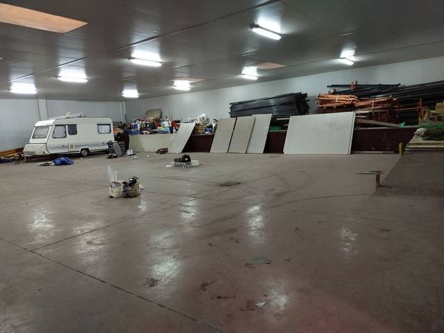 Nave industrial en Venta en Valdezorras - El Gordillo