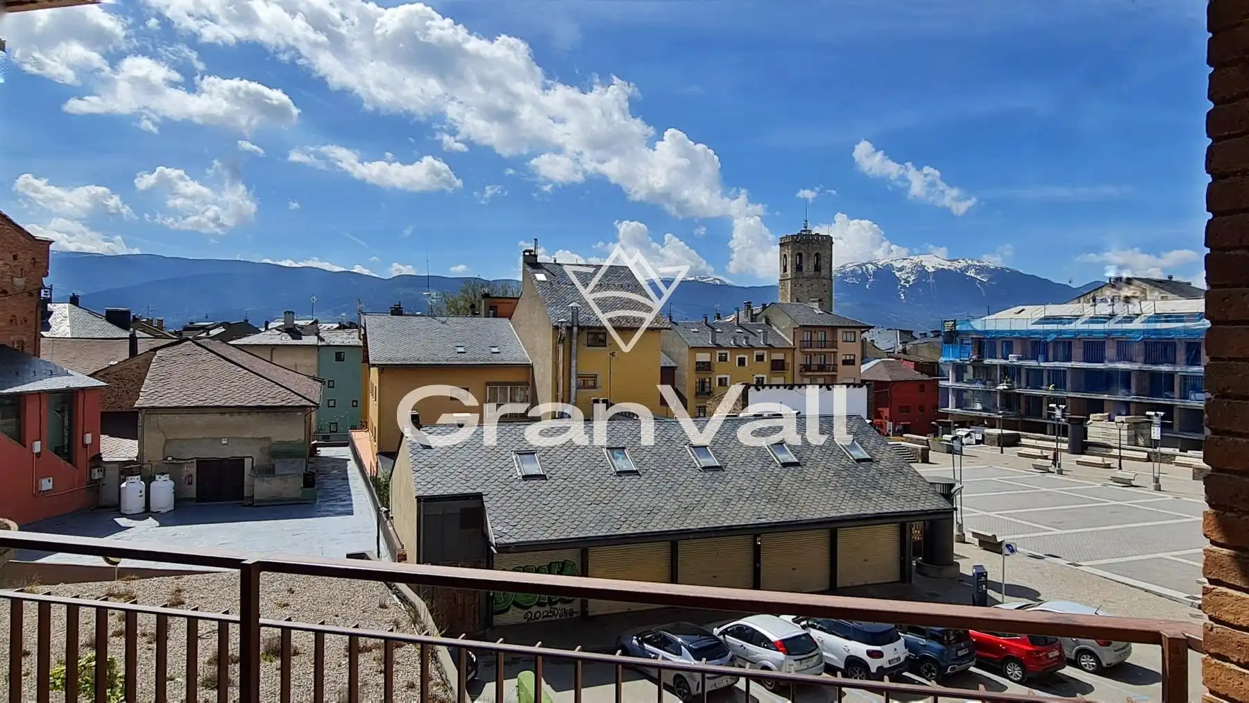 Vista exterior de Apartament en venda en Puigcerdà amb Calefacció, Parquet i Terrassa