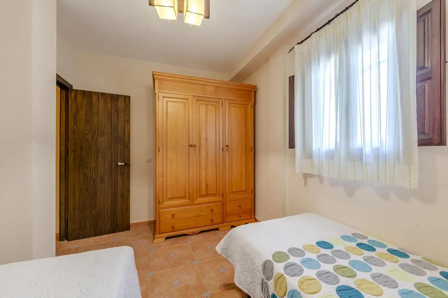 Dormitori de Dúplex en venda en Ohanes amb Aire condicionat, Terrassa i Moblat