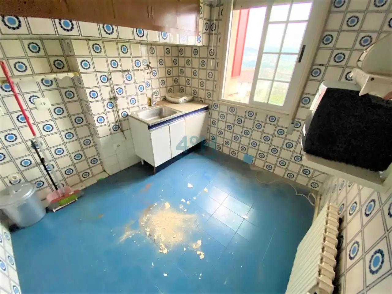 Küche von Haus oder Chalet zum Verkauf in Ourense Capital  mit Heizung, Privatgarten und Abstellraum