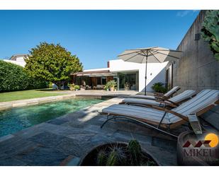 Jardí de Casa o xalet en venda en Santa Cruz de Bezana amb Terrassa i Piscina