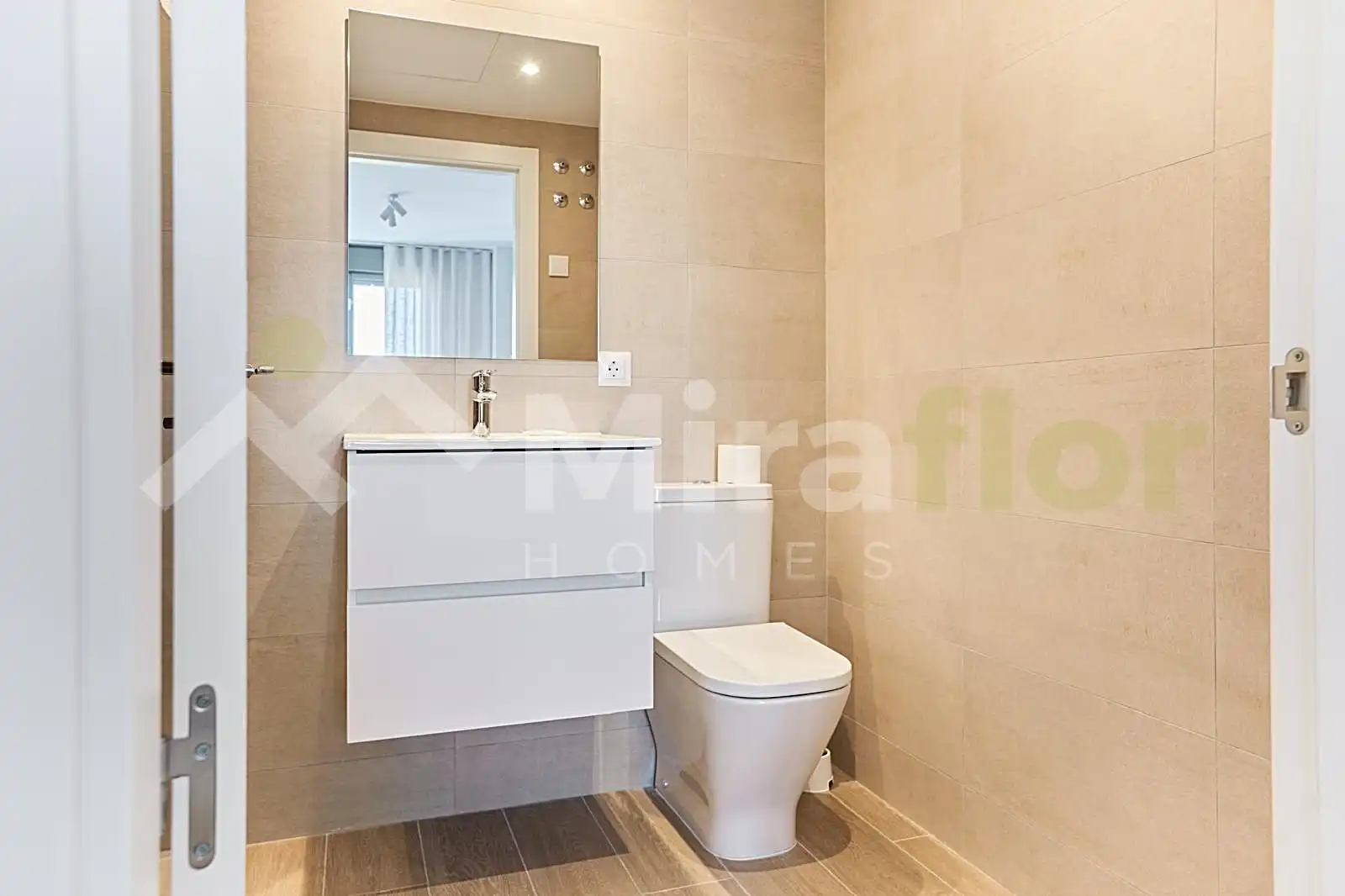 Bathroom of Attic for sale in Dénia  with Air Conditioner, Terrace and Storage room