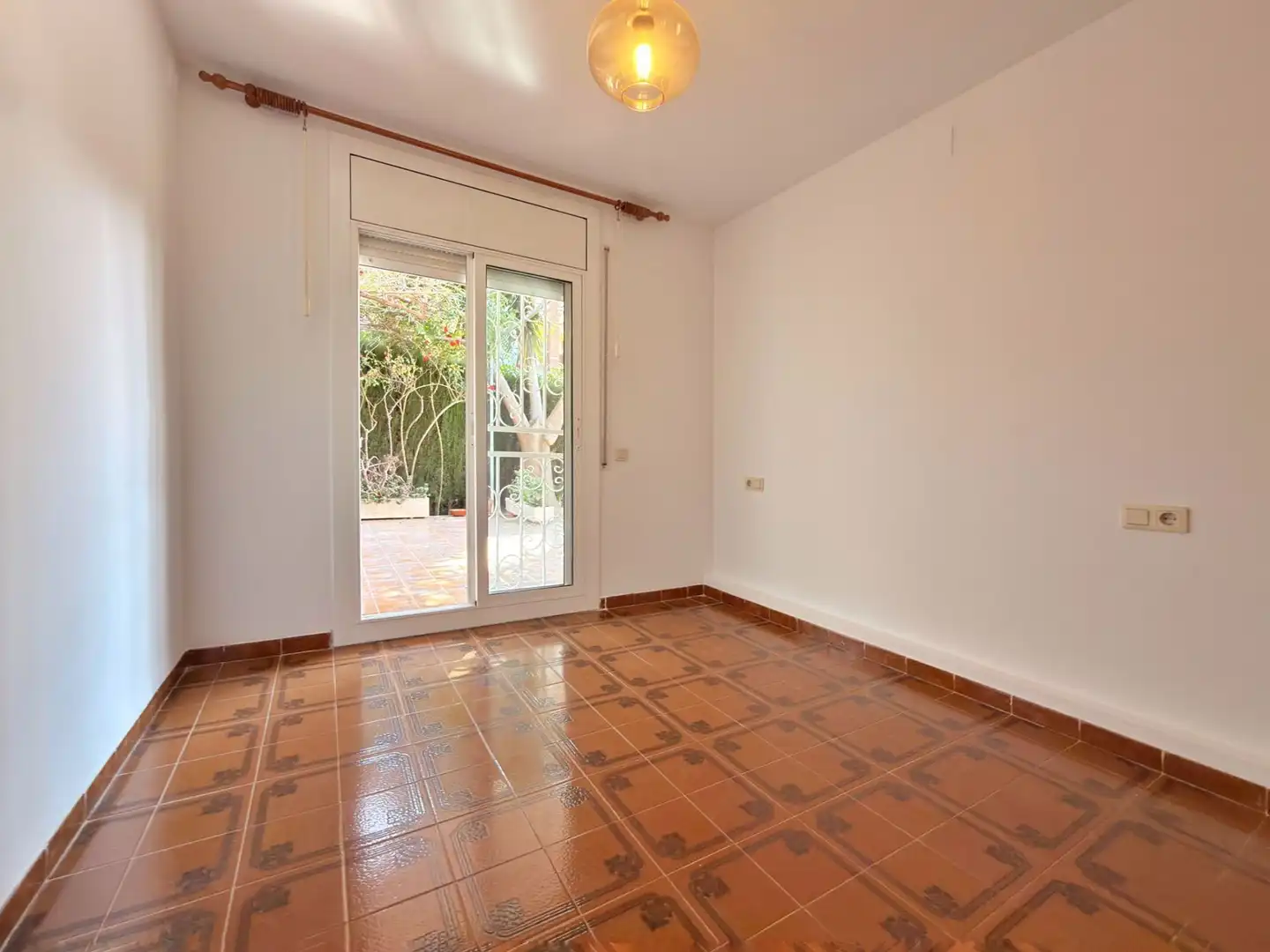 Flat for sale in Cubelles  with Private garden and Terrace