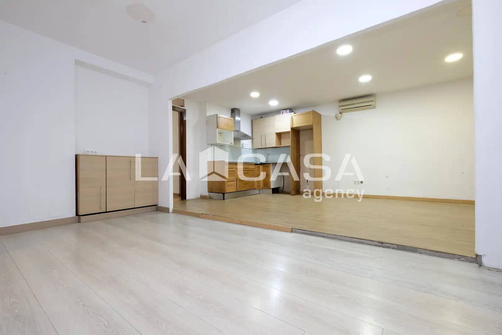 Bajo en venta en Carrer Mare de Déu de les Neus, imagen 6