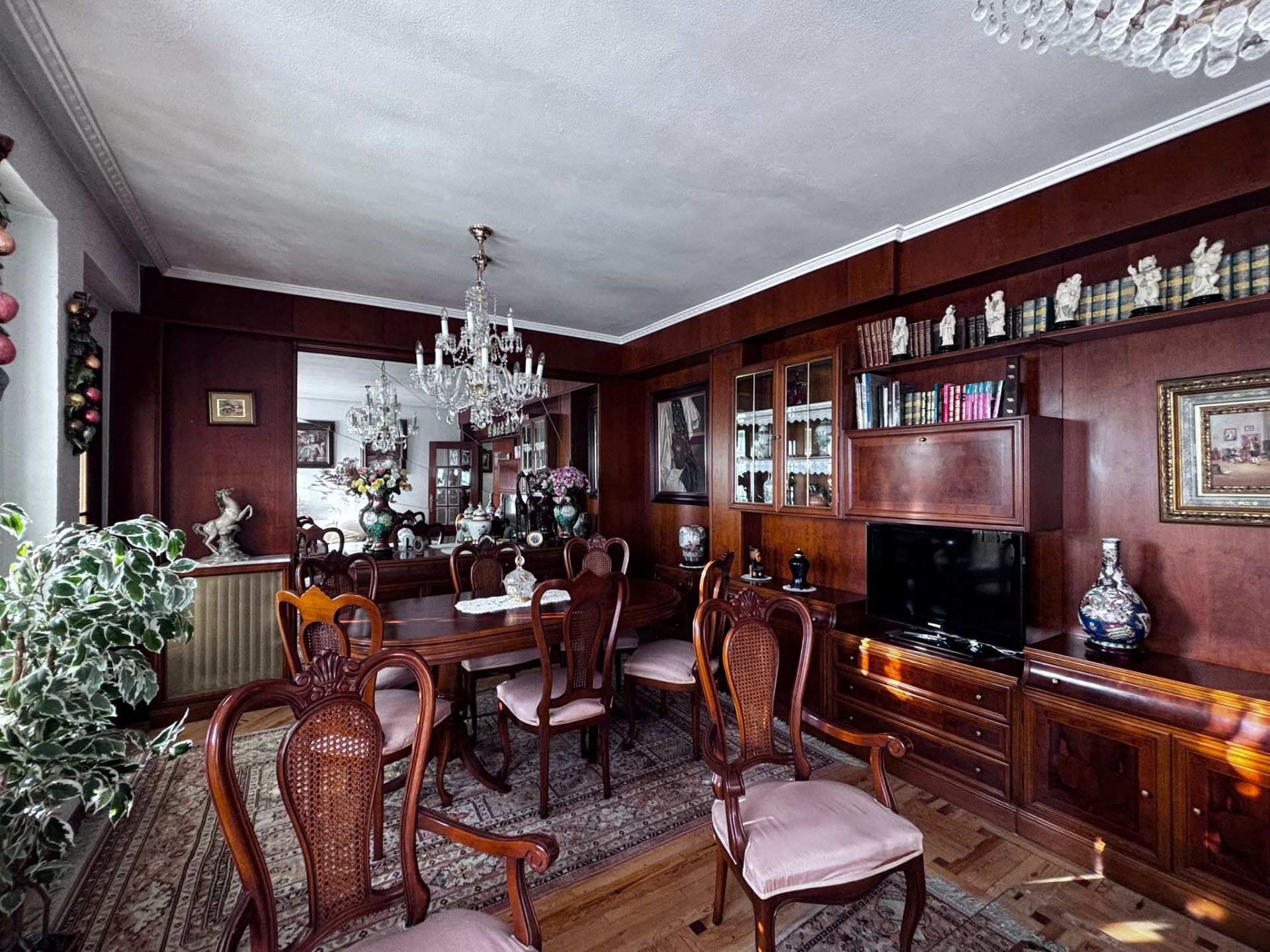 Menjador de Pis en venda en Burgos Capital amb Calefacció i Terrassa