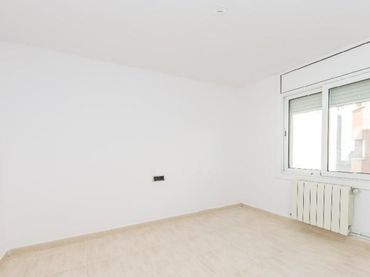 Piso en venta en Calle Riera