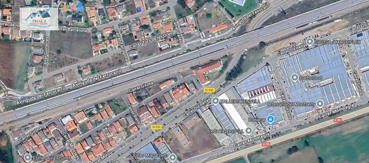 Vista exterior de Casa o xalet en venda en Riells i Viabrea amb Jardí privat
