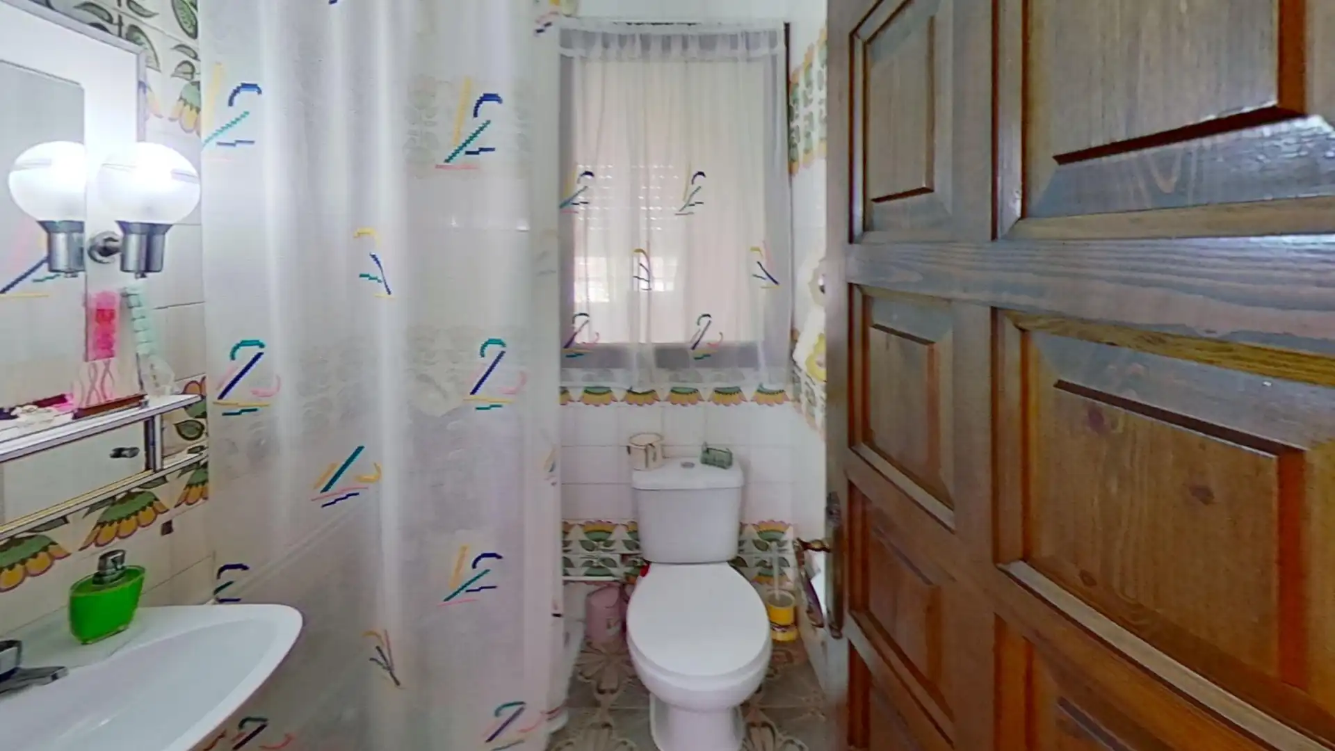 Bany de Casa o xalet en venda en Vinaròs amb Jardí privat, Terrassa i Traster