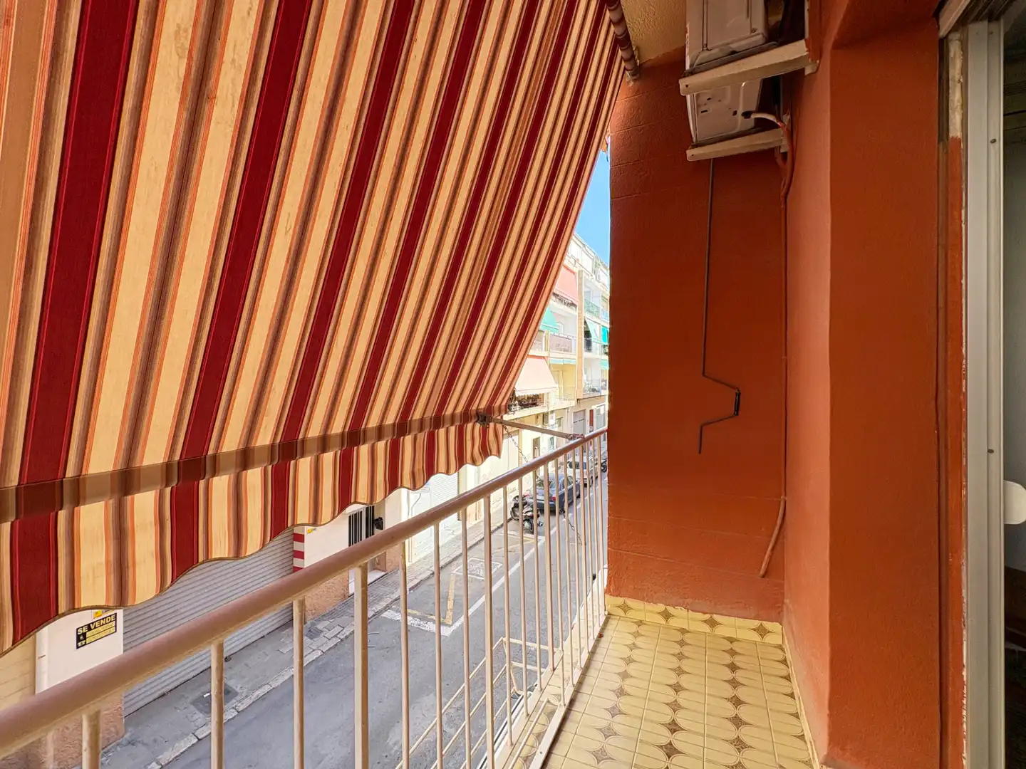 Terrasse von Wohnung zum Verkauf in Alicante / Alacant mit Klimaanlage, Heizung und Möbliert