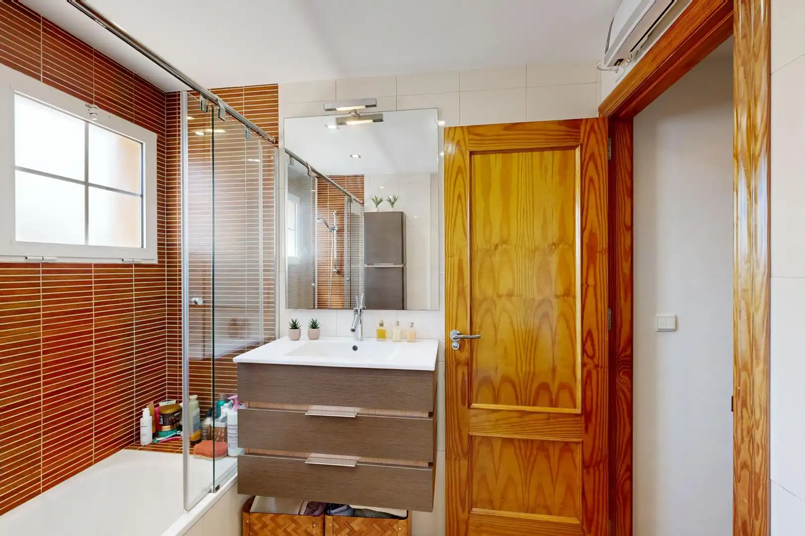 Casa amb terrassa en venda a Calle JACINTO BENAVENTE, imagen 59