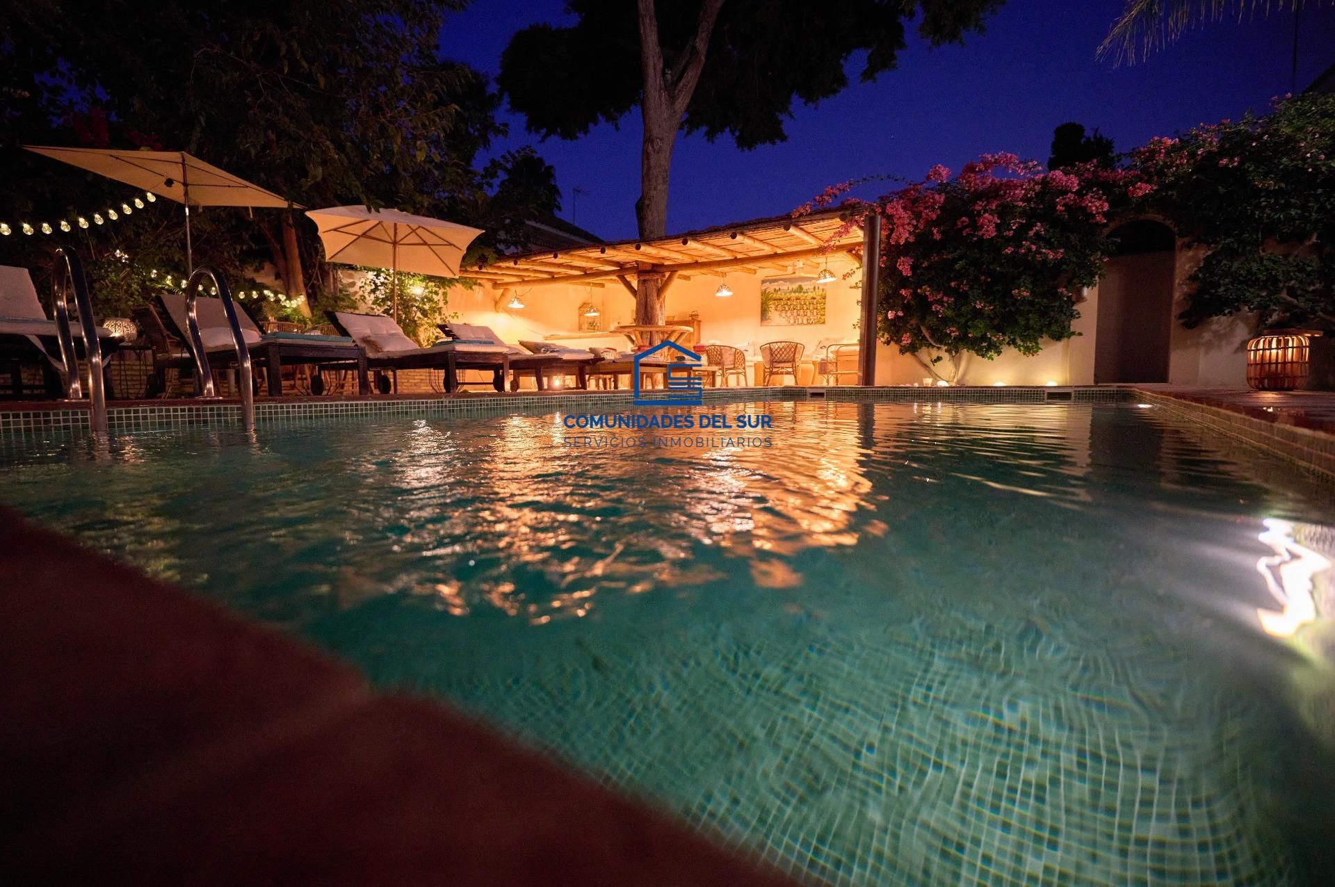 Piscina de Casa o xalet en venda en El Puerto de Santa María amb Aire condicionat, Jardí privat i Terrassa