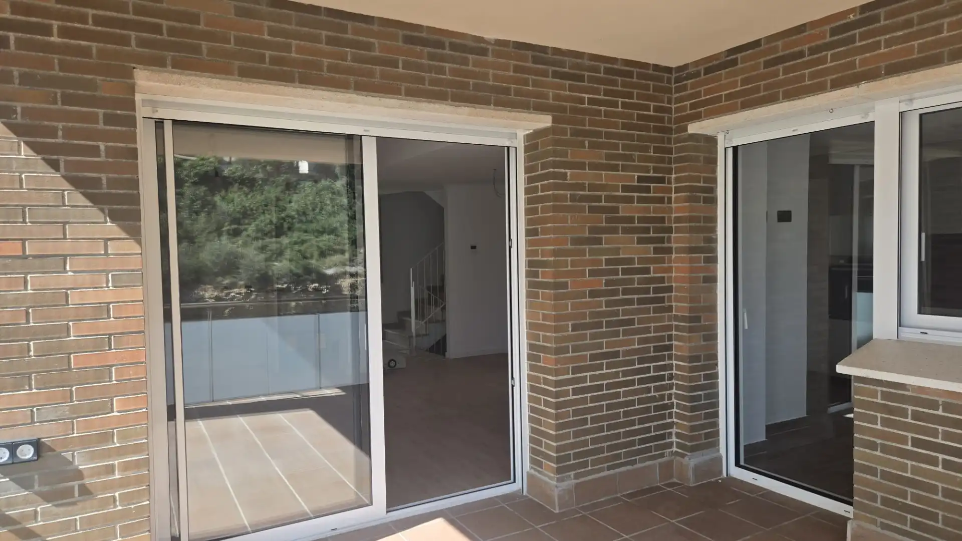 Terrassa de Casa o xalet en venda en Cubelles amb Aire condicionat, Calefacció i Jardí privat