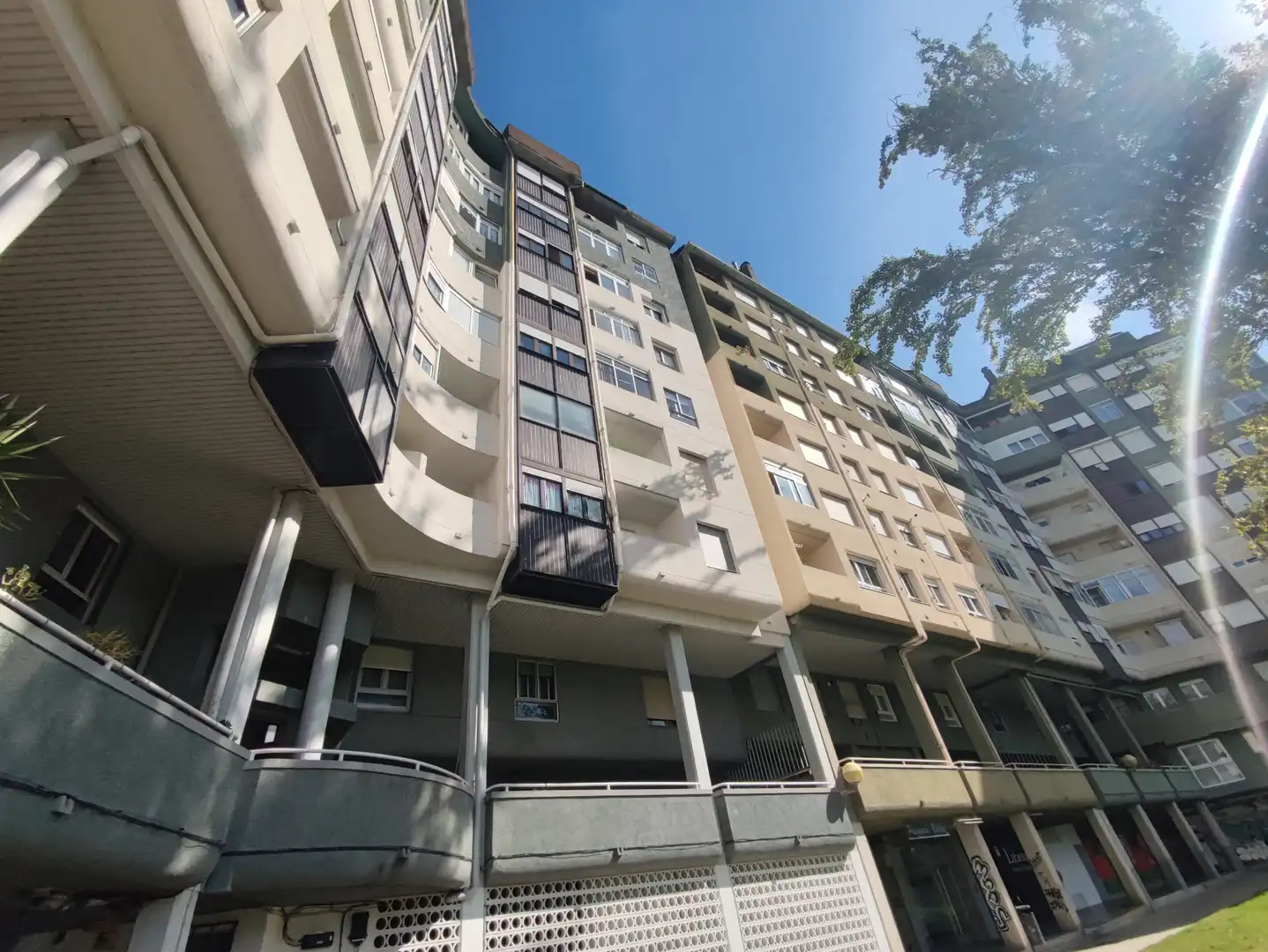 Vista exterior de Pis en venda en Vitoria - Gasteiz