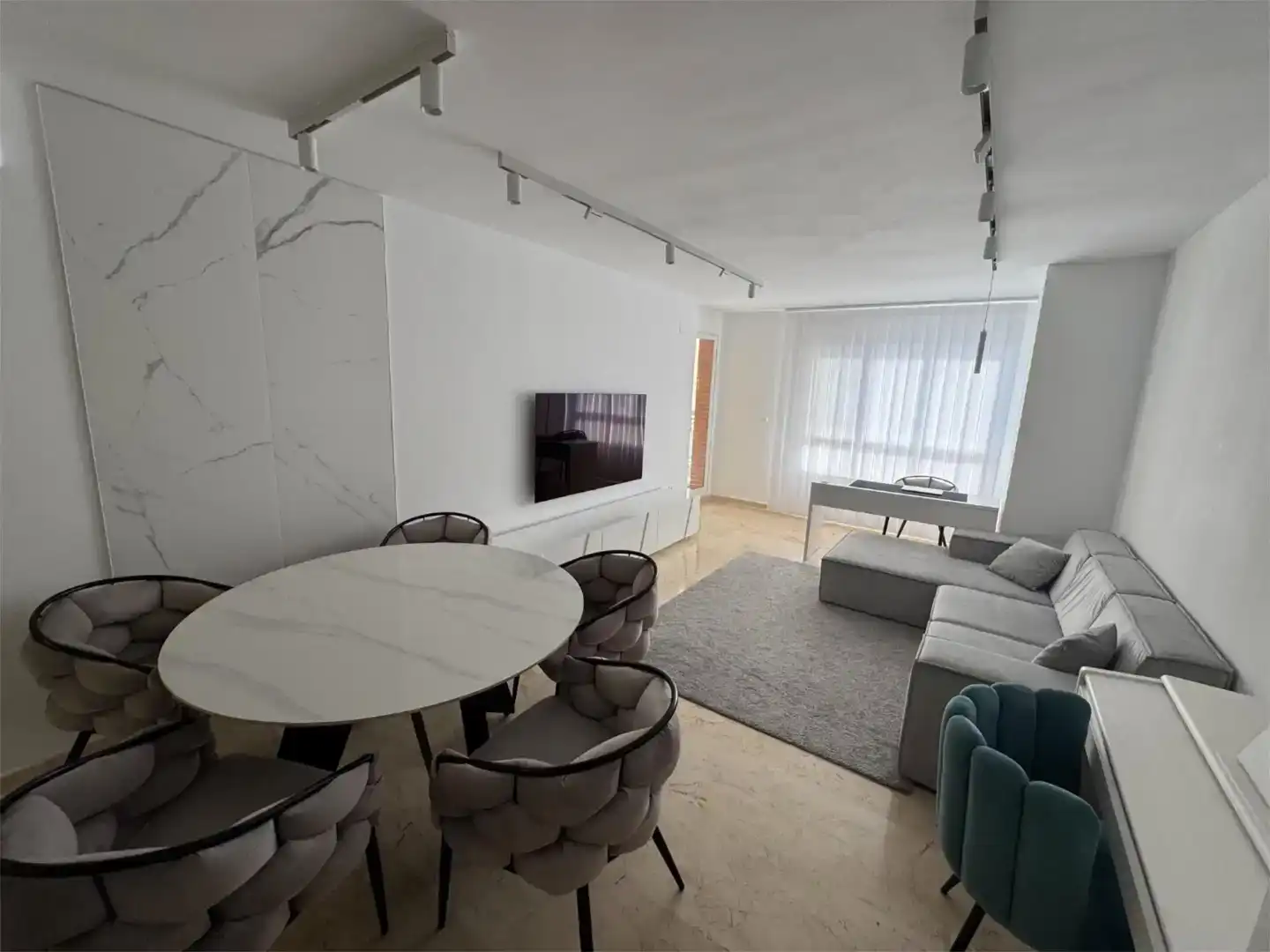 Living room of Flat for sale in Paterna  with Air Conditioner, Swimming Pool and Balcony