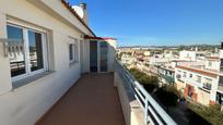 Vista exterior de Àtic en venda en Mijas amb Calefacció i Terrassa