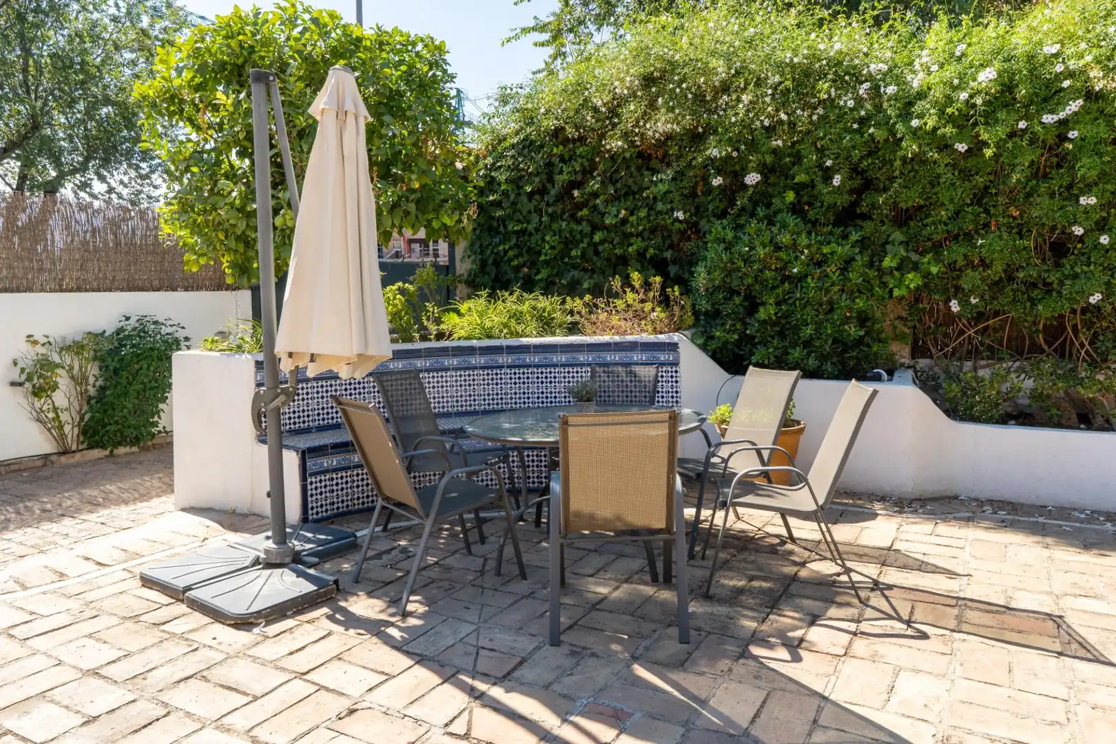 Terrassa de Casa o xalet en venda en Córdoba amb Aire condicionat, Calefacció i Jardí privat