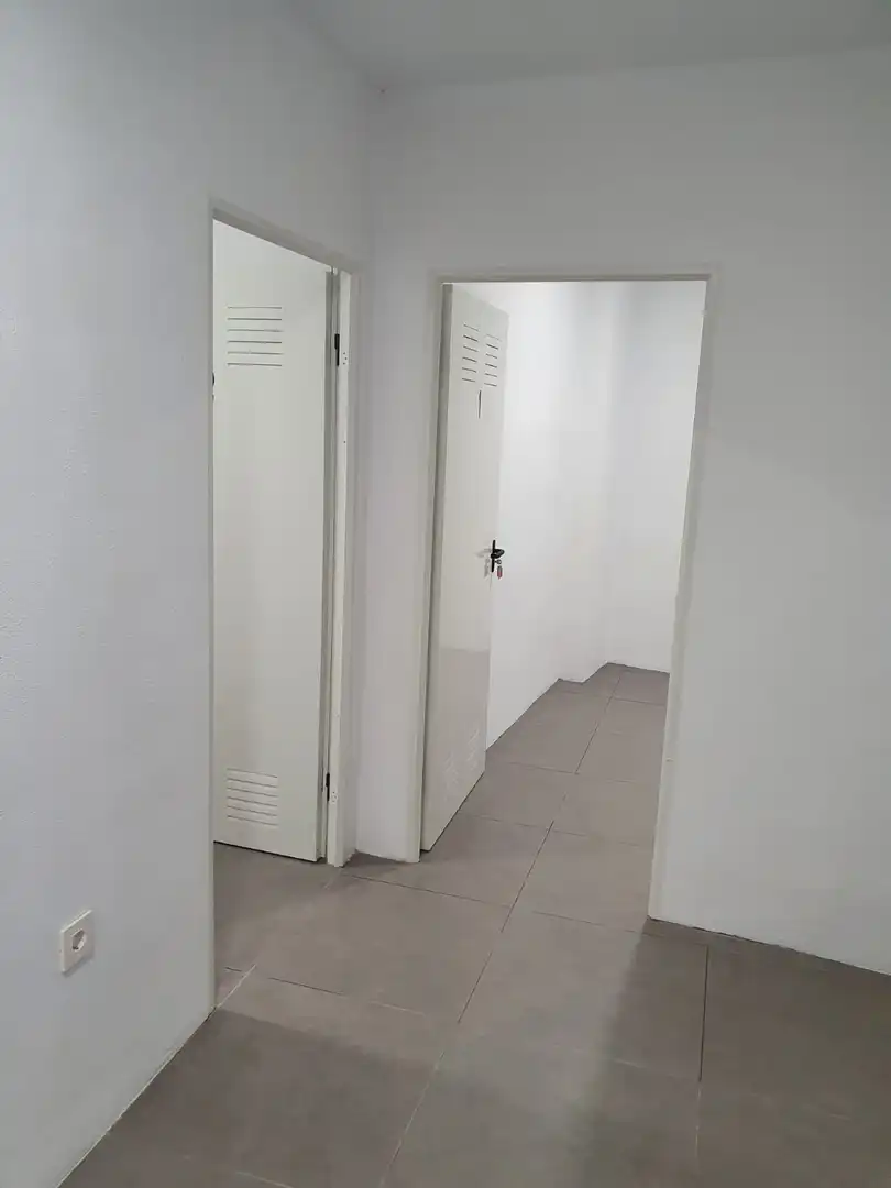 Storage room for rent in Granada