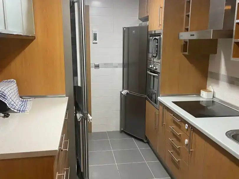 Cuina de Pis en venda en Getafe amb Aire condicionat, Jardí privat i Traster