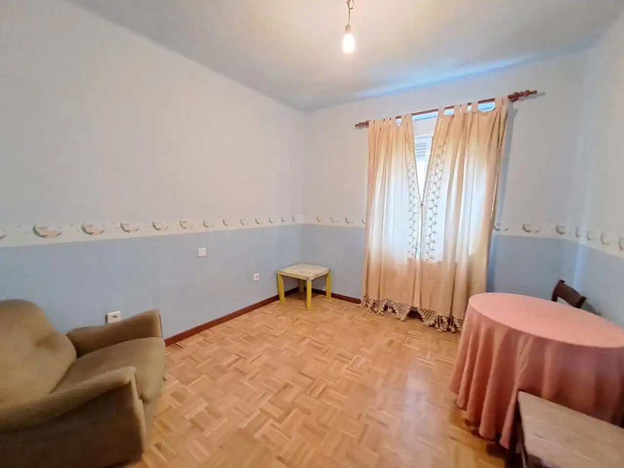 Habitación de Piso en venta en Burgos Capital con Calefacción y Terraza