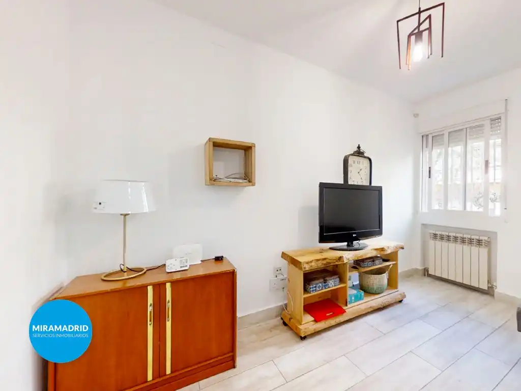Sala de estar de Planta baja en venta en Madrid