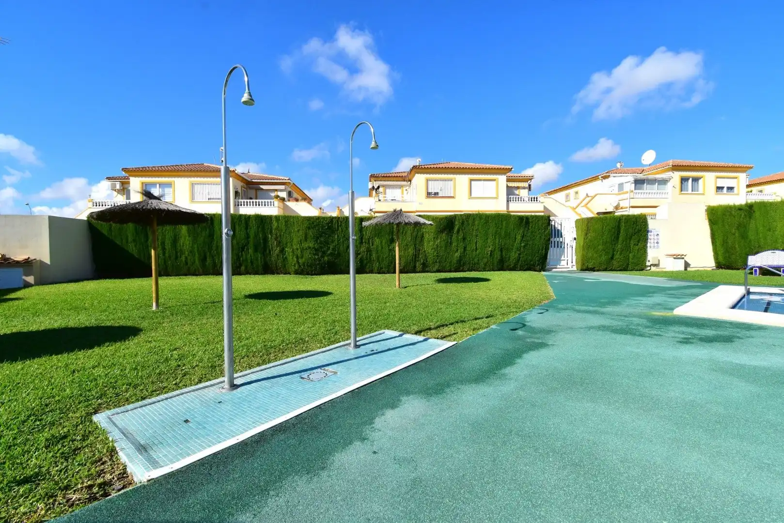 Apartamento con piscina en venta en Orihuela Costa, imagen 11