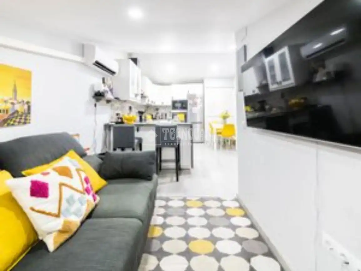 Sala de estar de Edificio en venta en L'Arboç