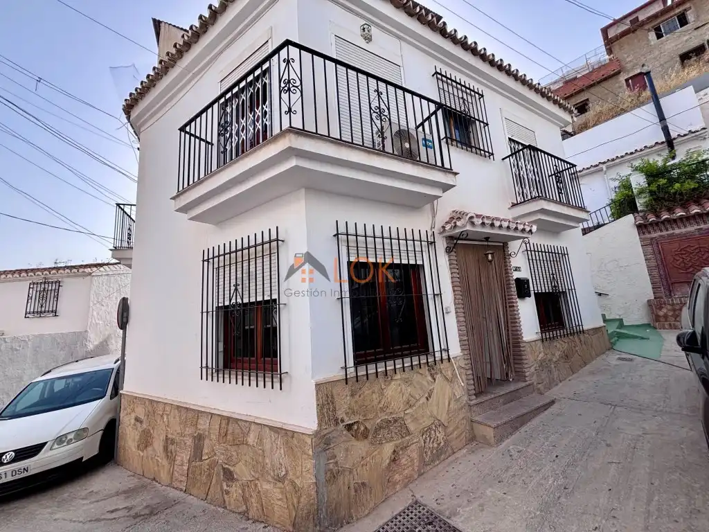 Vista exterior de Casa o xalet en venda en Vélez-Málaga