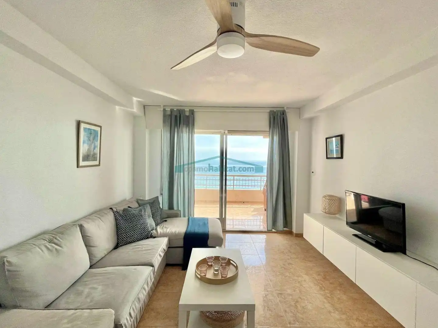 Sala de estar de Ático en venta en Tavernes de la Valldigna con Terraza y Balcón