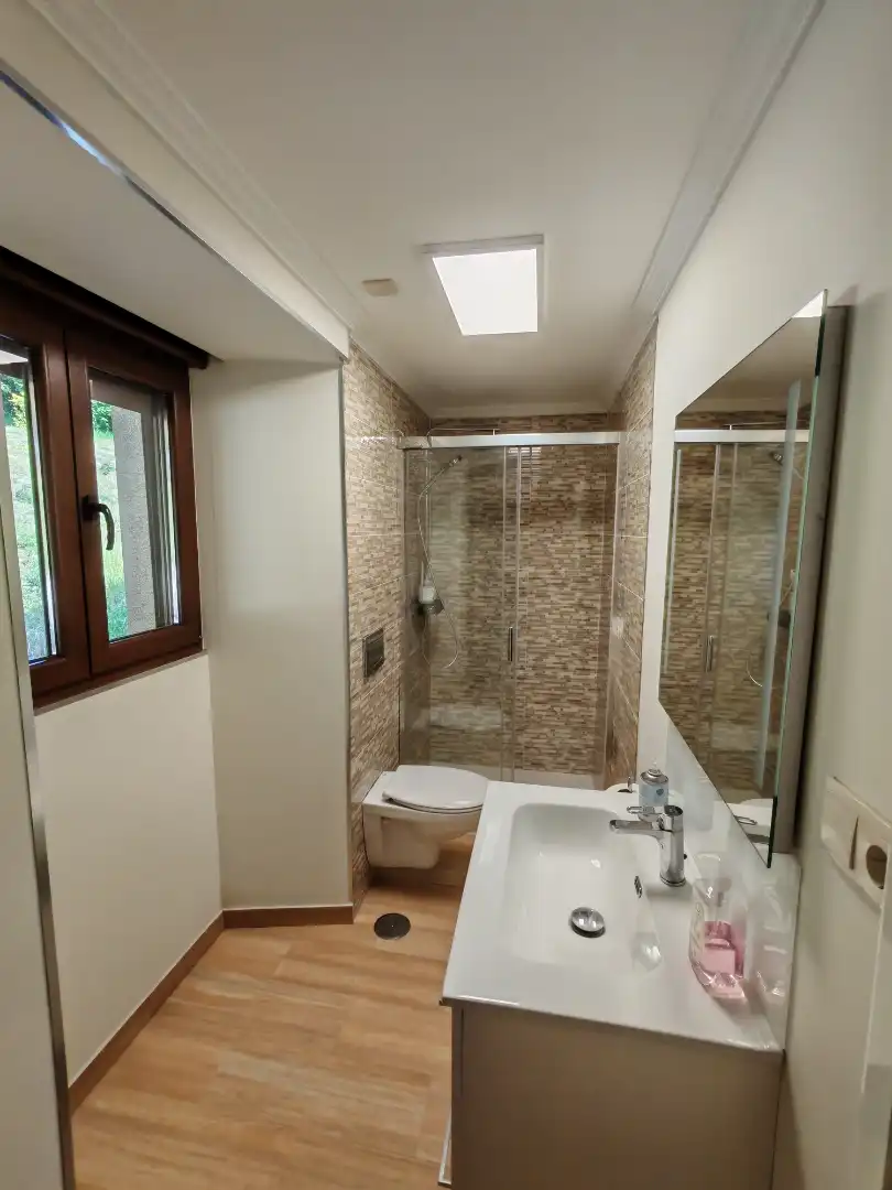 Baño de Casa o chalet en venta en O Pino  con Calefacción, Jardín privado y Trastero