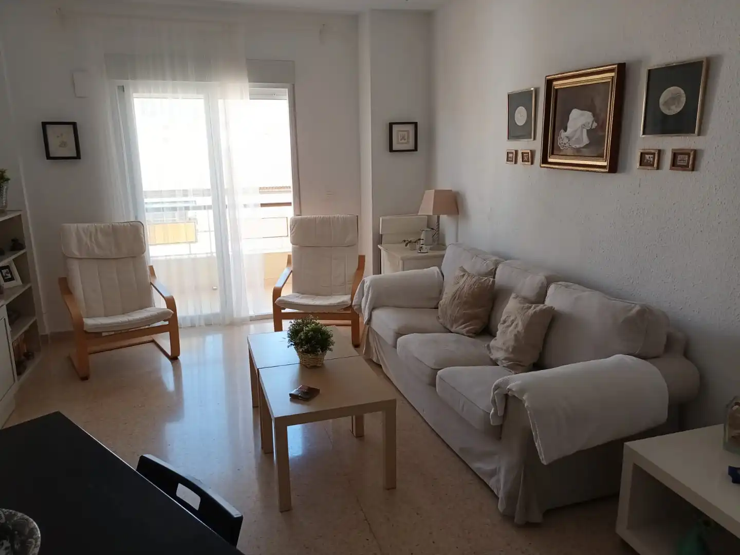 Sala d'estar de Pis de lloguer en Motril amb Calefacció, Terrassa i Moblat