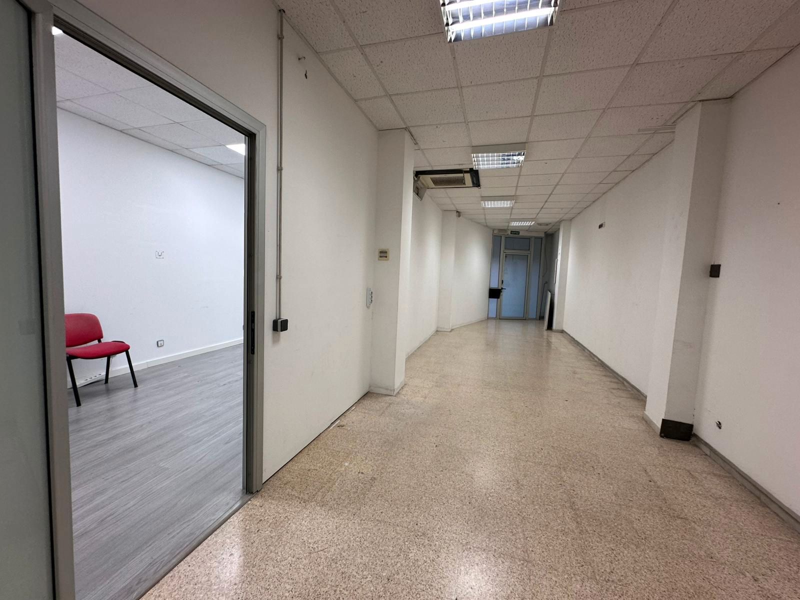 Local de lloguer en Mollet del Vallès amb Aire condicionat, Parquet i Alarma