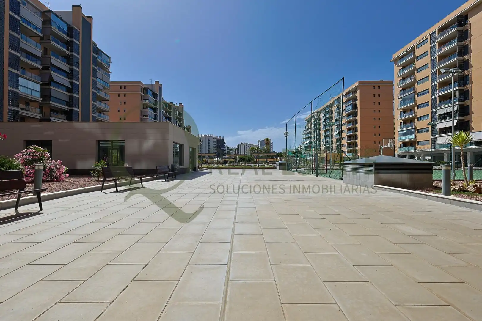 Pis amb piscina en venda a Avenida MAESTRO JOSE GARBERI, imagen 25