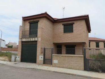 Villa à vendre à Mora