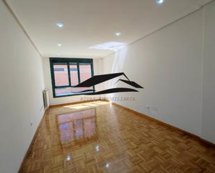 Living room of Flat for sale in Salamanca Capital